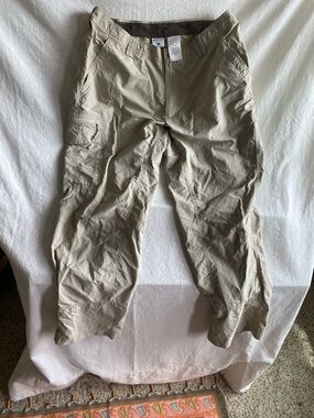 Light Khaki Men’s Cargo Pants - Columbia